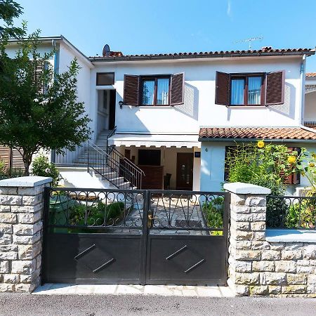Apartments Nives Poreč Extérieur photo